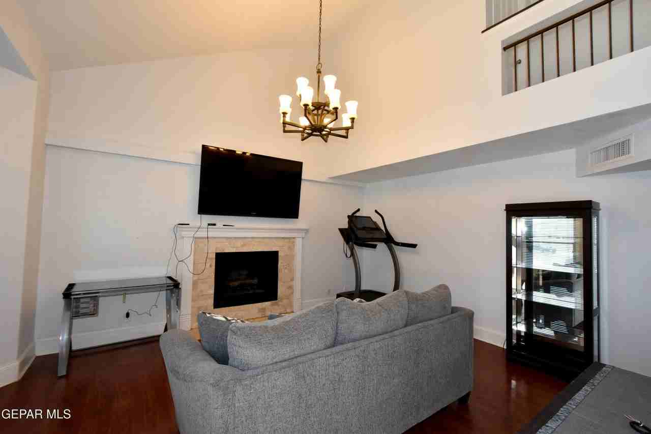 6189 Night Fall Pl - Photo 3 of 23