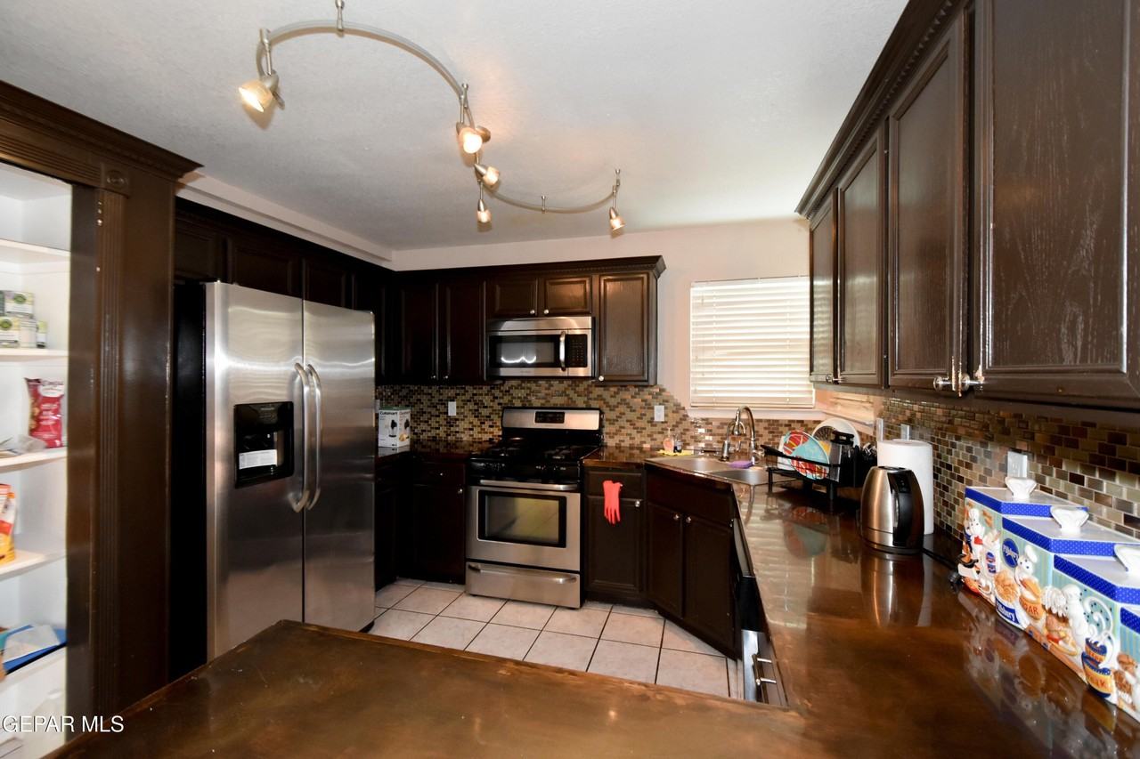 6189 Night Fall Pl - Photo 6 of 23