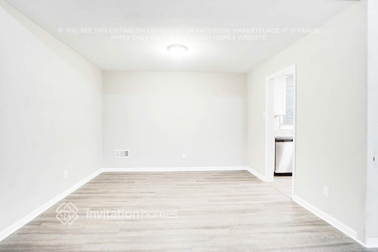 6395 El Caudillo Ct - Photo 6 of 25