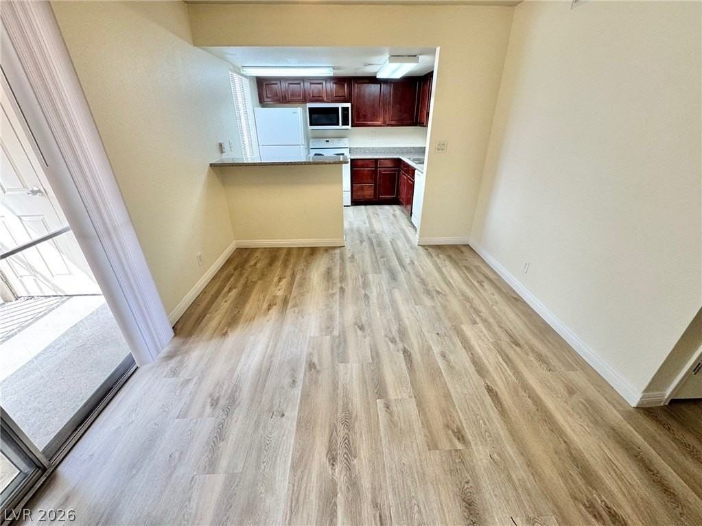 5422 River Glen Dr #377 - Photo 5 of 26