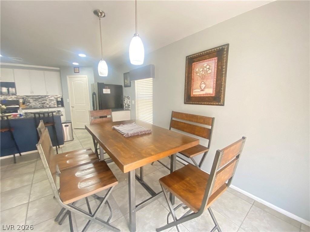 9833 Dryden Ct - Photo 7 of 32