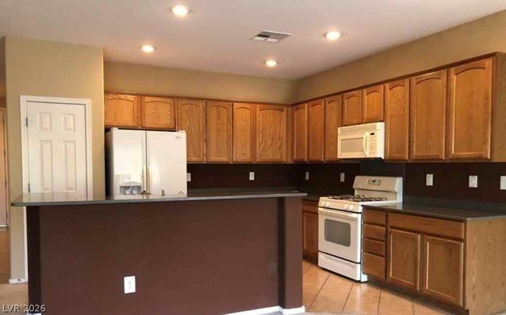 2136 Crescent Heights Ave - Photo 2 of 6