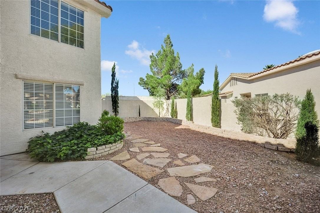 8145 Exploration Ave - Photo 5 of 41