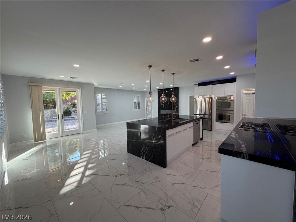 5501 Alden Bend Dr - Photo 3 of 33