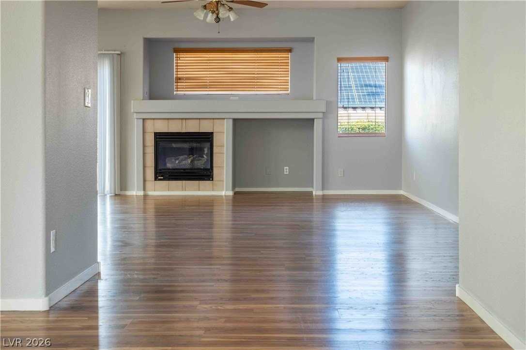 10530 Santerno St - Photo 5 of 28