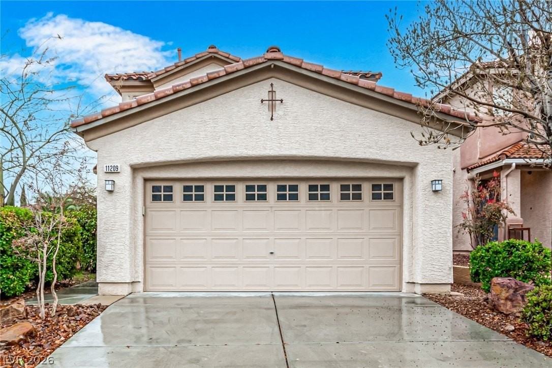 11209 Salentino Ave - Photo 2 of 35