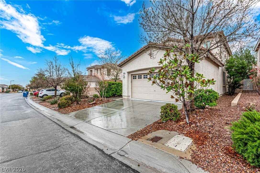 11209 Salentino Ave - Photo 5 of 35