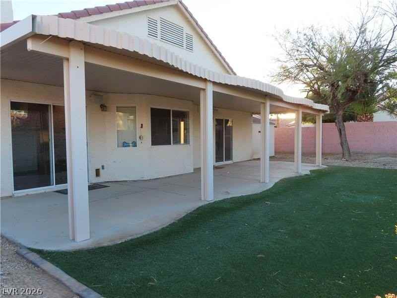 676 Hitchen Post Dr - Photo 3 of 30