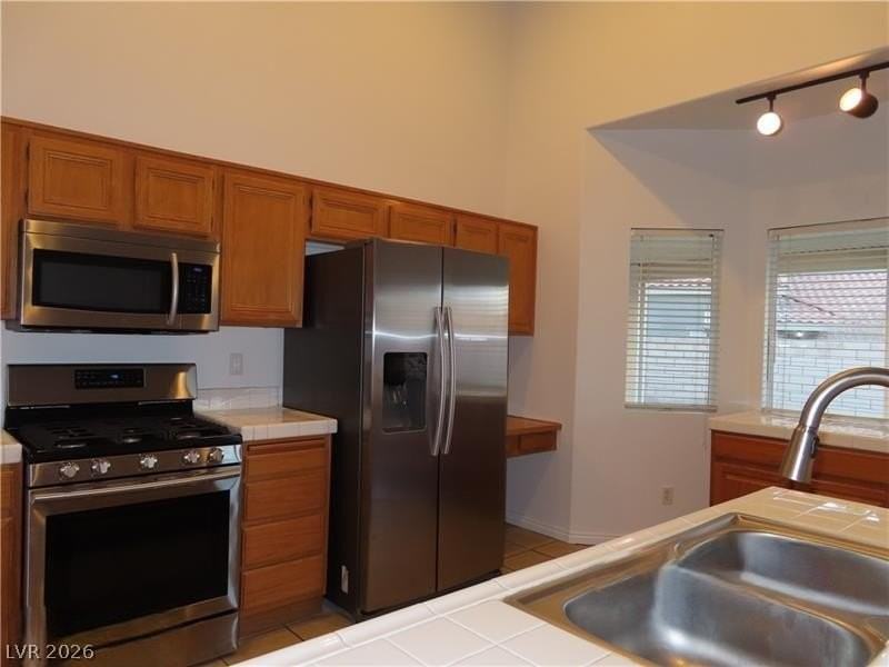 676 Hitchen Post Dr - Photo 7 of 30