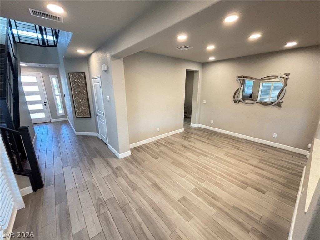 11194 Formosa Springs Ct - Photo 3 of 50