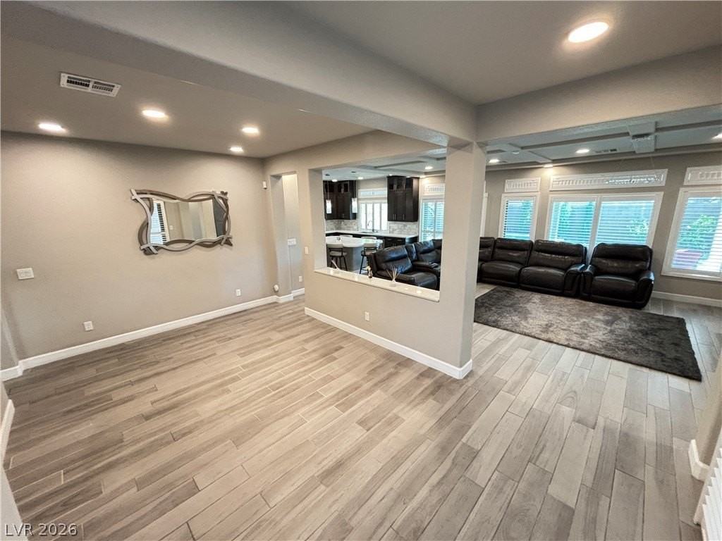 11194 Formosa Springs Ct - Photo 4 of 50