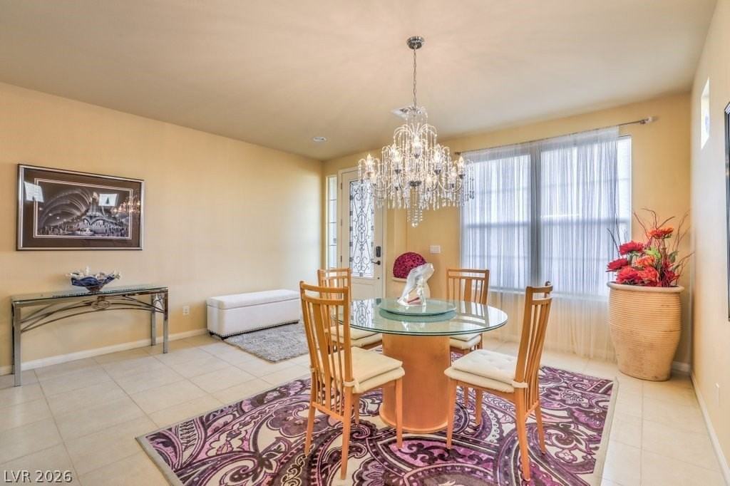 6437 Grand Mayne Ct - Photo 7 of 40