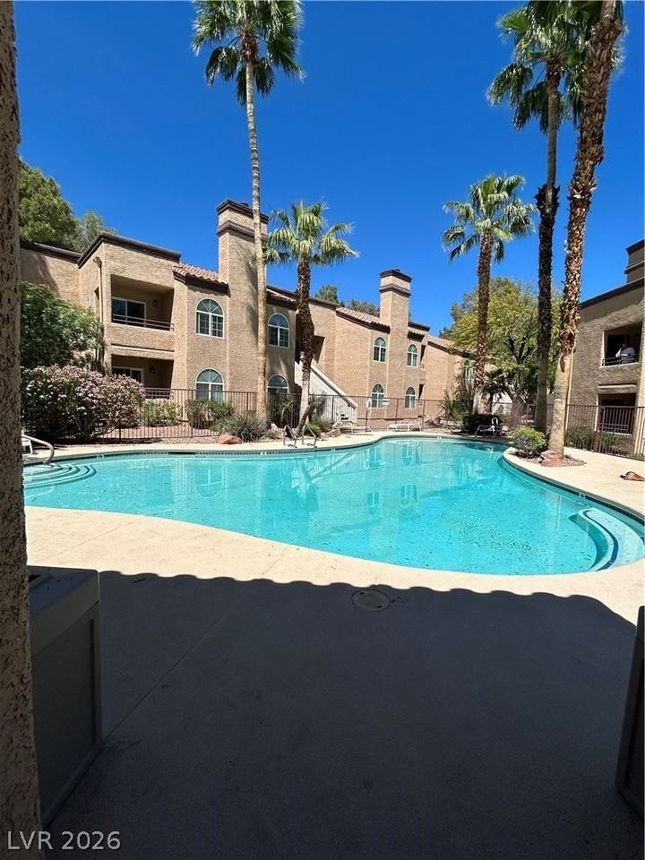 9325 W Desert Inn Rd #219