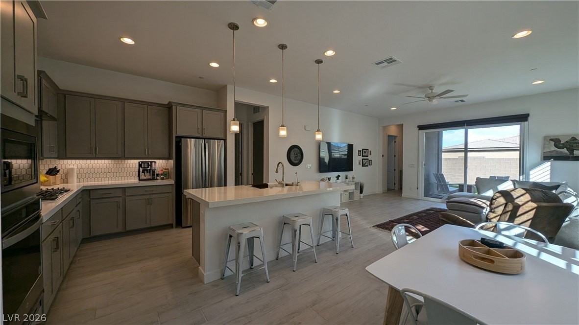 116 Ibiza Lake Dr - Photo 3 of 21