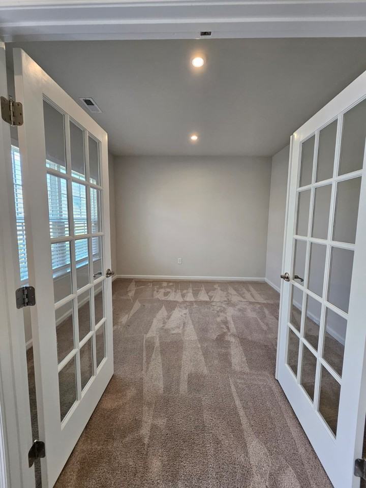520 Citrus Petal Rd #1 - Photo 3 of 26