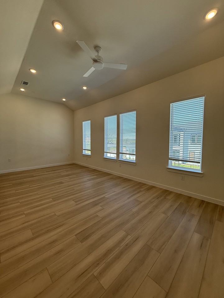 8030 County Road 110 - Photo 4 of 8