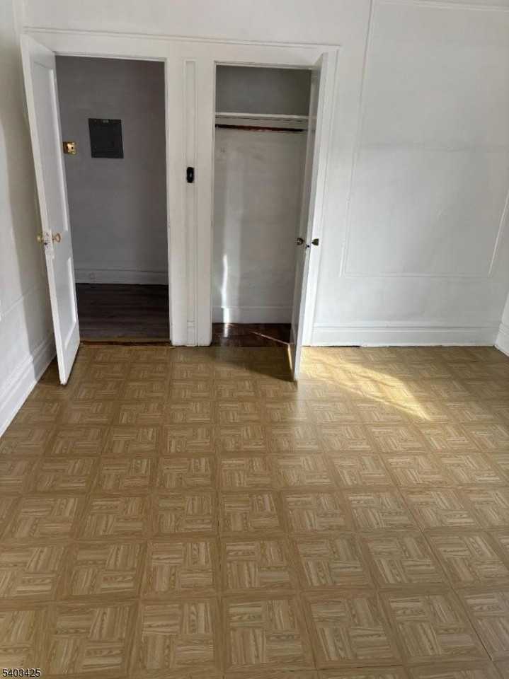 30 Underwood St - Photo 2 of 14