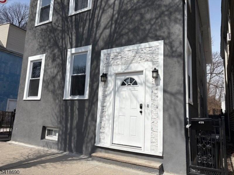 456 - 458 Harrison St #2 - Photo 3 of 17