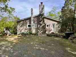 featured image of 34 Rose Trl