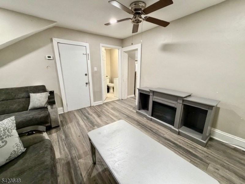 356 Pacific St #3 - Photo 4 of 11