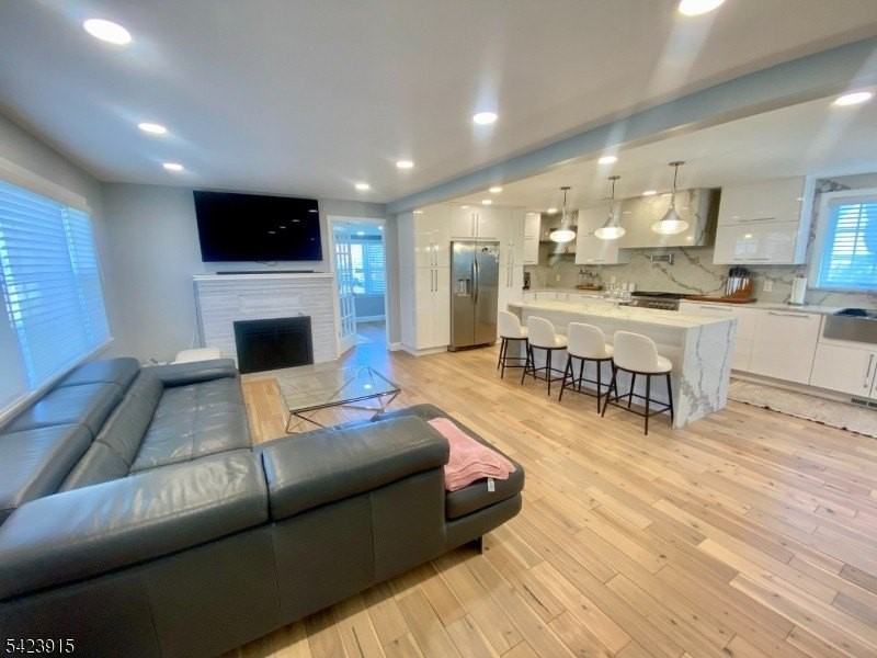 2352 Mountain Ave - Photo 3 of 20