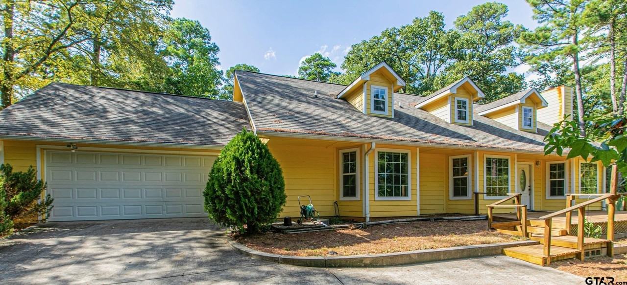 250 Autumn Wood Trl - Photo 2 of 30