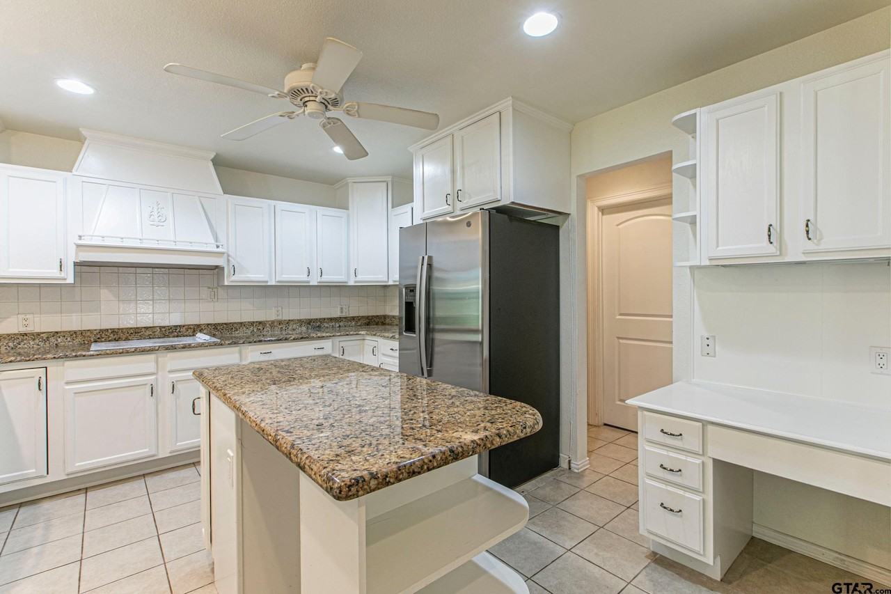 250 Autumn Wood Trl - Photo 6 of 30