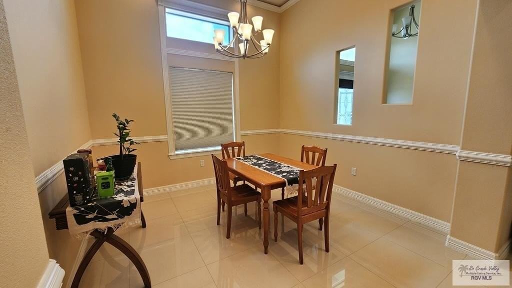 5921 Norma Pechero Ln - Photo 6 of 42