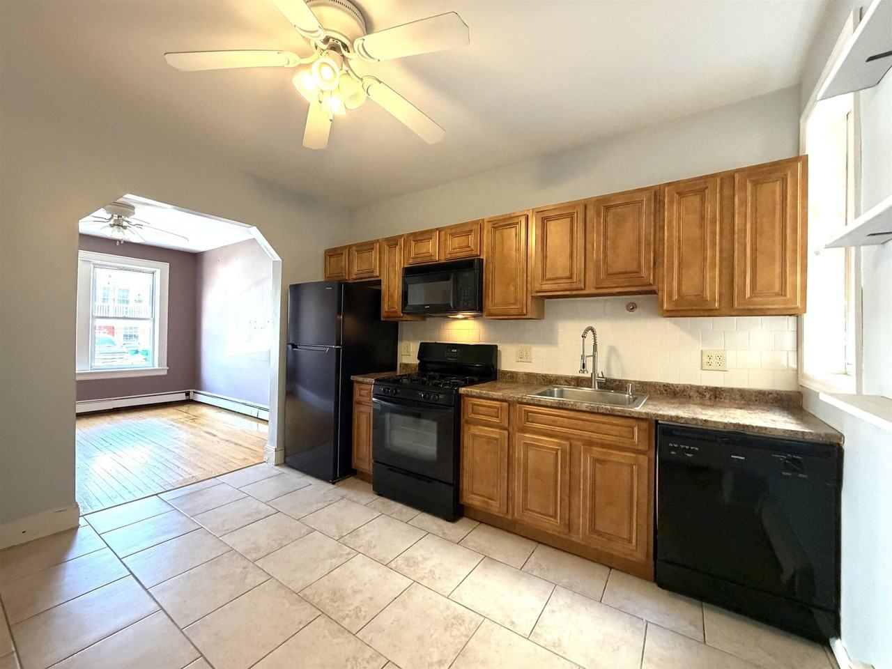 260 Prospect Ave #1F - Photo 4 of 7