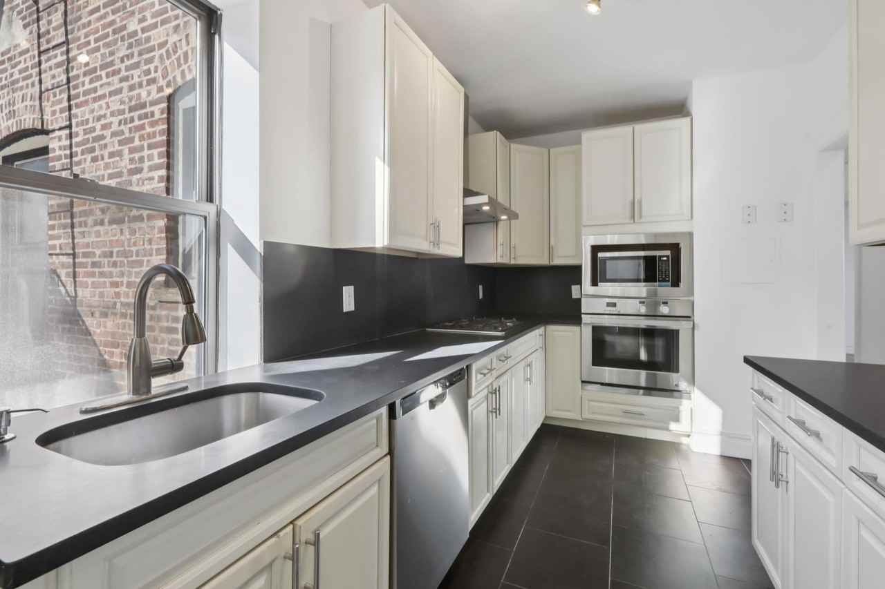 333 Fairmount Ave #5K - Photo 4 of 21