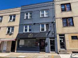 featured image of 582 60th St