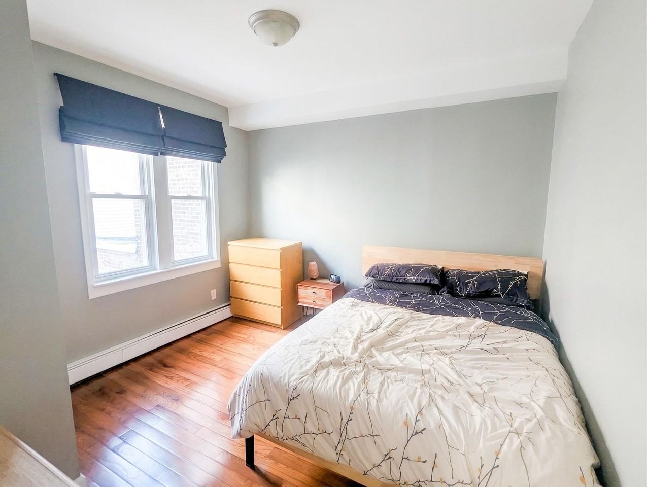 582 60th St - Photo 6 of 10