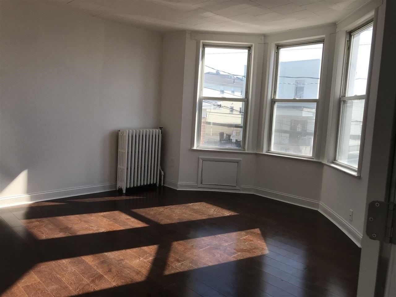 1218 79th St #2 - Photo 4 of 6