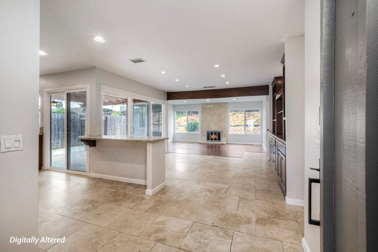 222 Avenida Chapala #1 - Photo 5 of 36