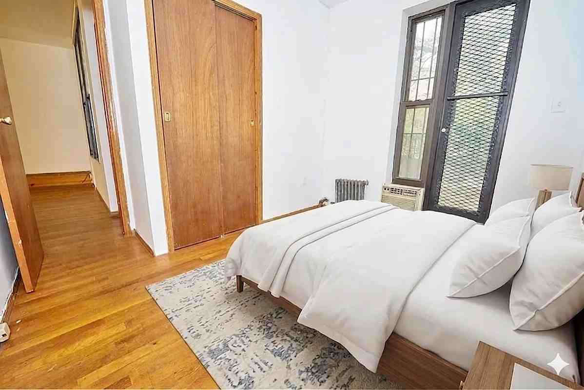 18 King St #4 - Photo 2 of 7