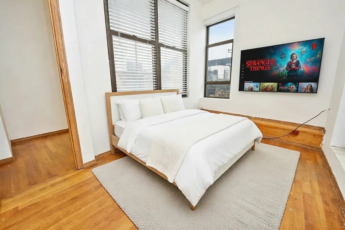 18 King St #4 - Photo 3 of 7