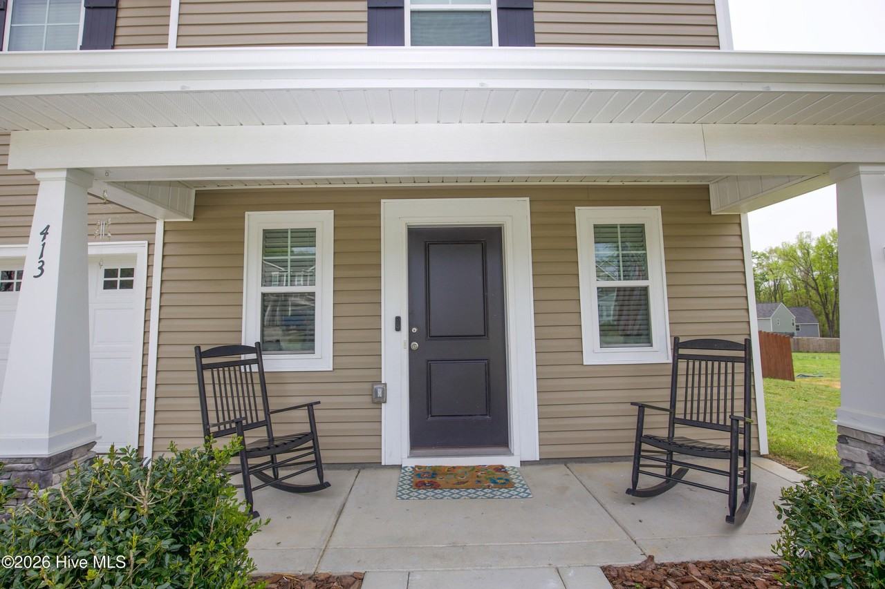 413 Century Ln - Photo 4 of 50