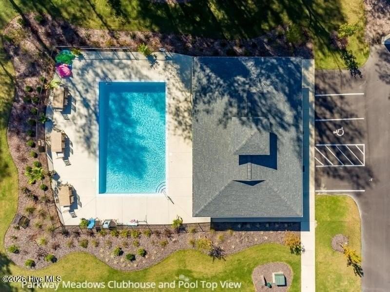 587 Foothills St - Photo 3 of 38