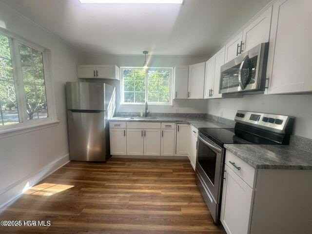 360 W Wisconsin Ave - Photo 5 of 13