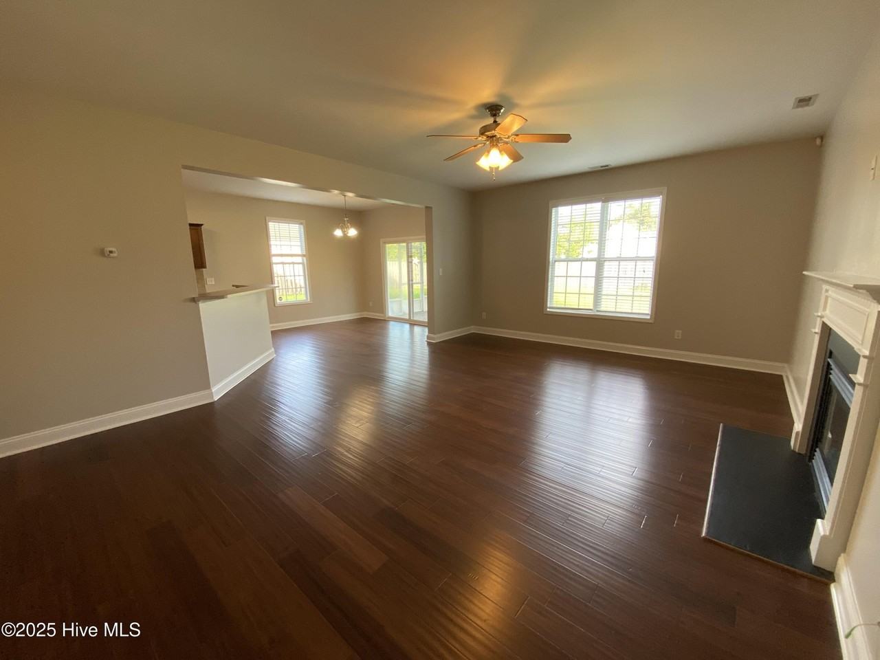 105 Moonstone Ct - Photo 6 of 28