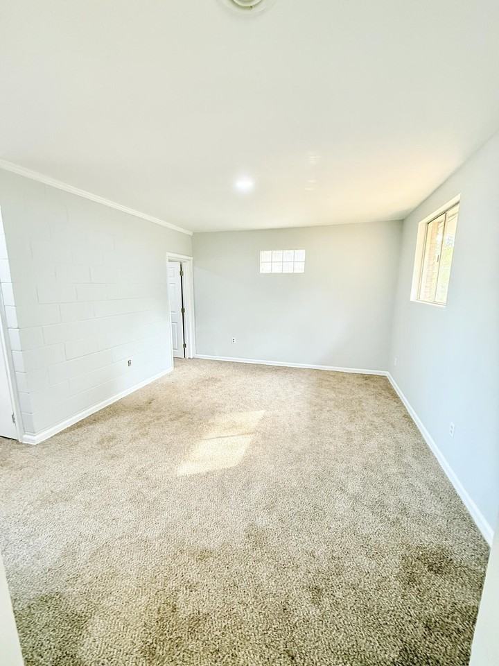 2612 Lumpkin Rd - Photo 6 of 17