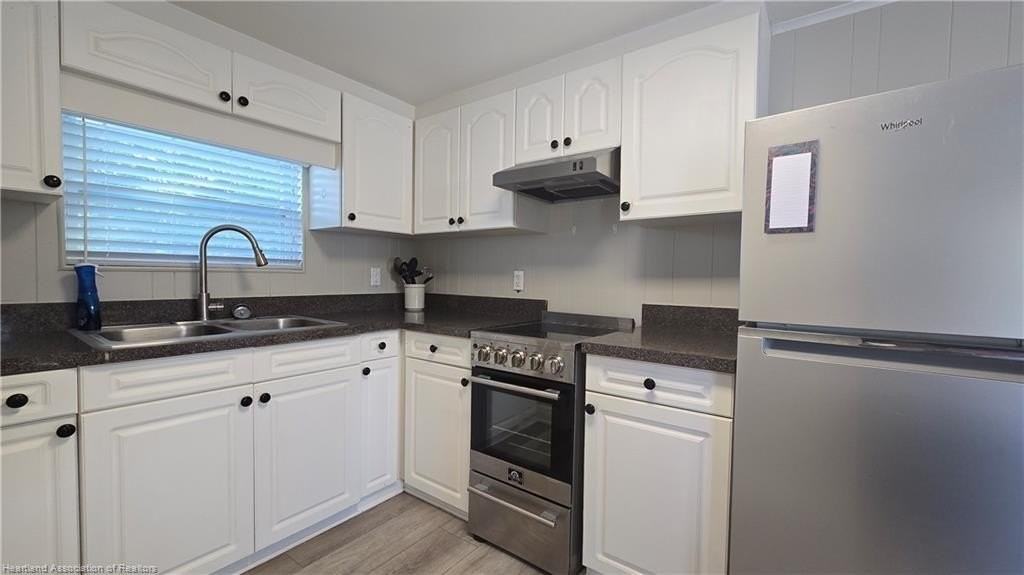 683 Lake June Rd - Photo 4 of 17