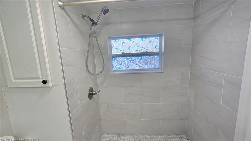 683 Lake June Rd - Photo 7 of 17