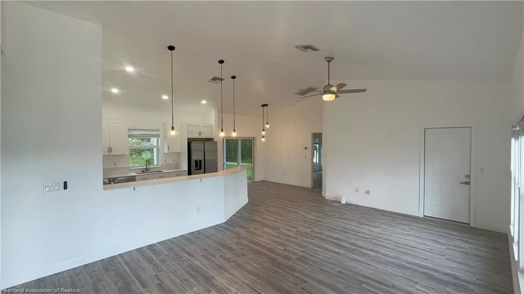 144 Lincoln Rd Nw - Photo 3 of 13