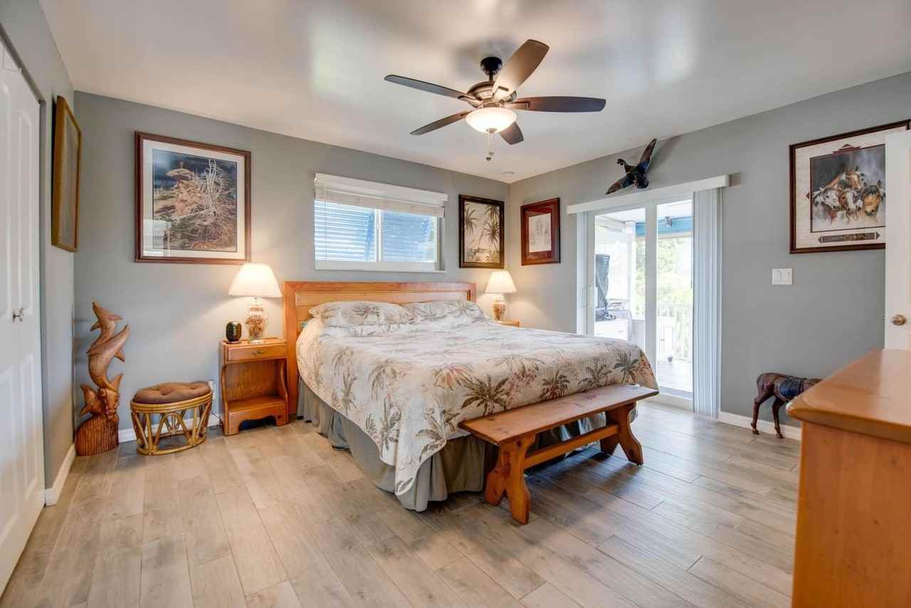 421 Ixora Dr - Photo 4 of 16