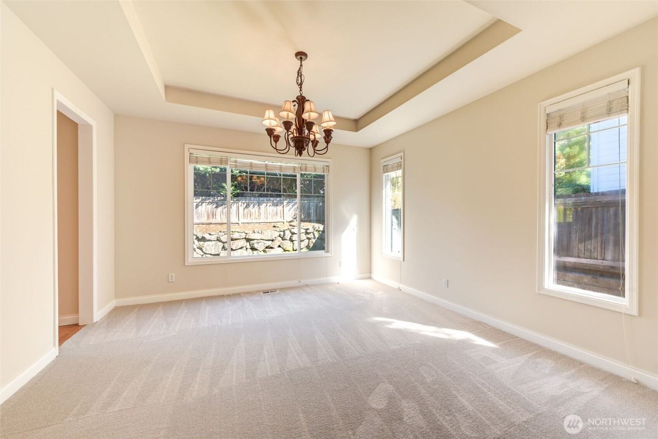 22524 Ne 98th Pl - Photo 6 of 37