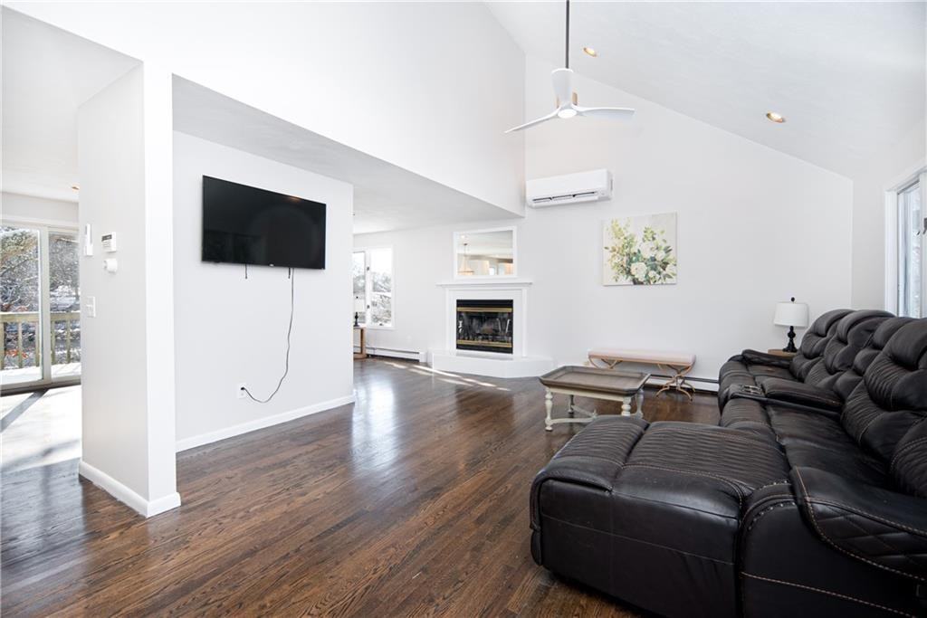 262 Wood Hill Rd #1 - Photo 5 of 9