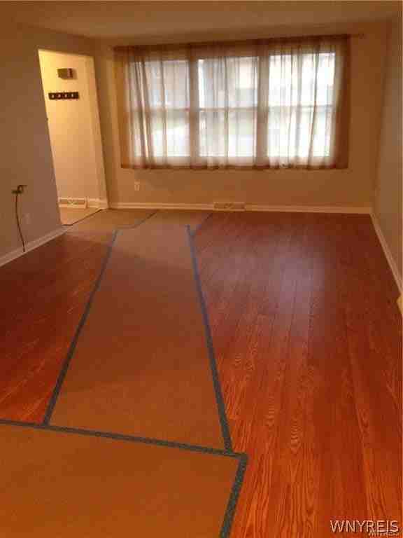 91 Marine Dr - Photo 3 of 7