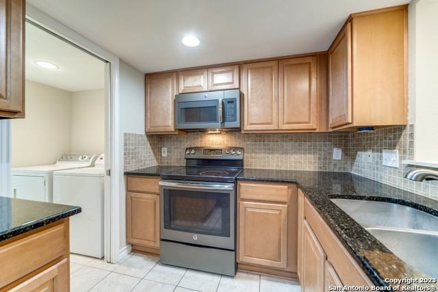 11303 Vance Jackson Rd - Photo 6 of 12