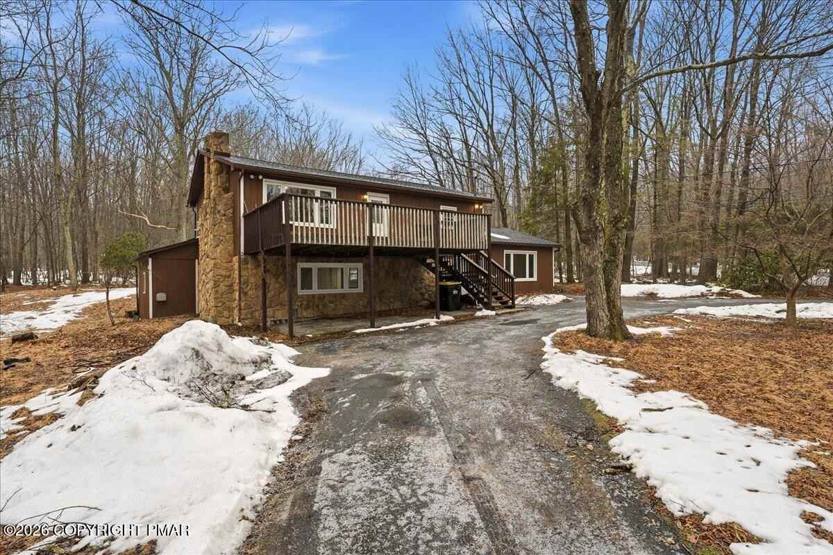 3529 Winding Way - Photo 3 of 38